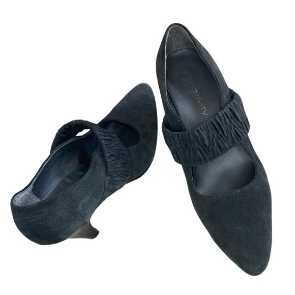 RELATIVITY BRITTANY SUEDE GREY 3” HEELS, SIZE 8M - Picture 2 of 8